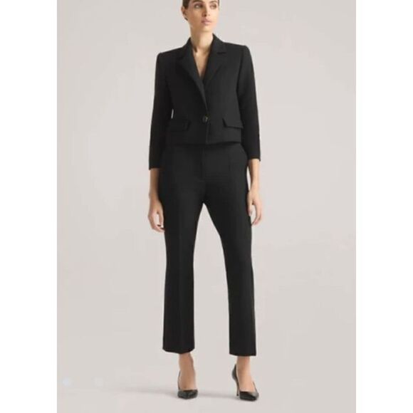 St. John Black Cotton/Stretch Cropped Pant NWT Size 10 - Picture 1 of 6
